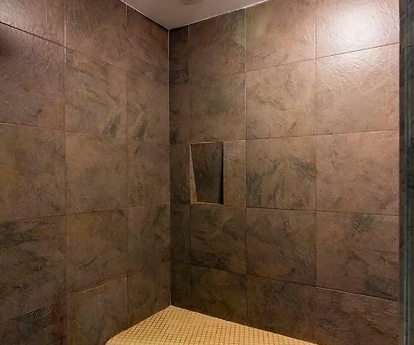 Abcentral Hotel