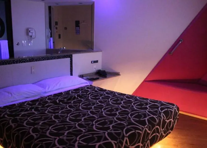 Abcentral Hotel *